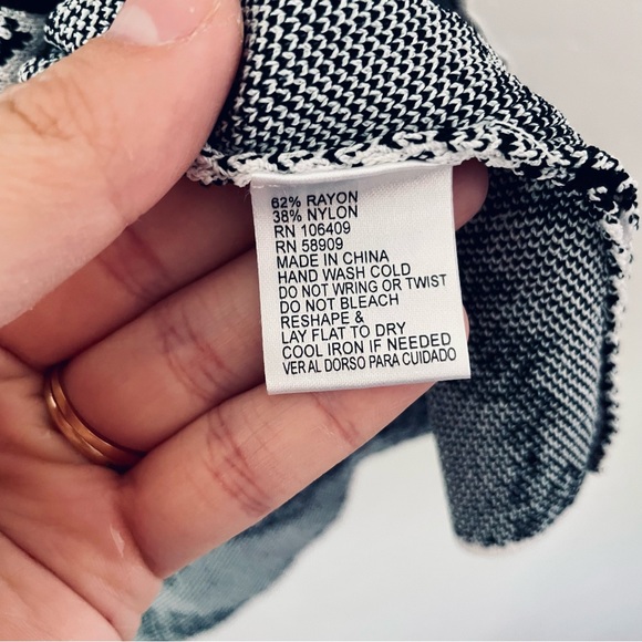 Gianni Bini Black And White Damask Sweater Dress S - Picture 6 of 7